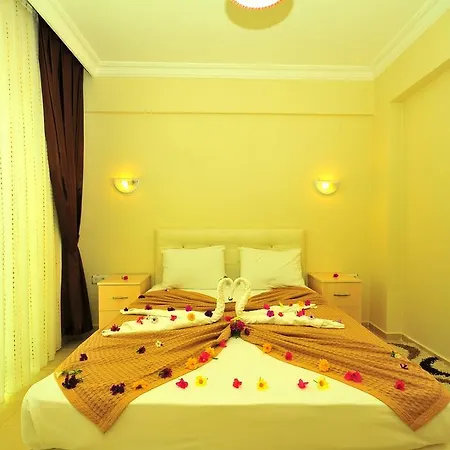 Apart-hotel Club Onat Garden 3*